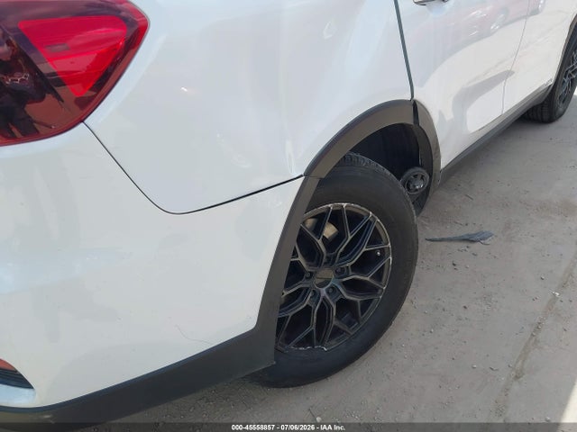2019 KIA SORENTO 2.4L LX 6