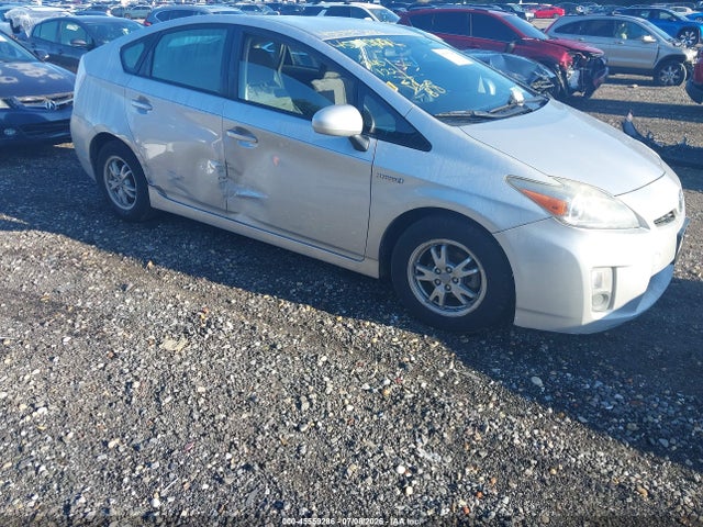 2010 Toyota PRIUS III photo 6