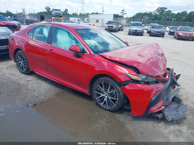 2022 TOYOTA CAMRY SE
