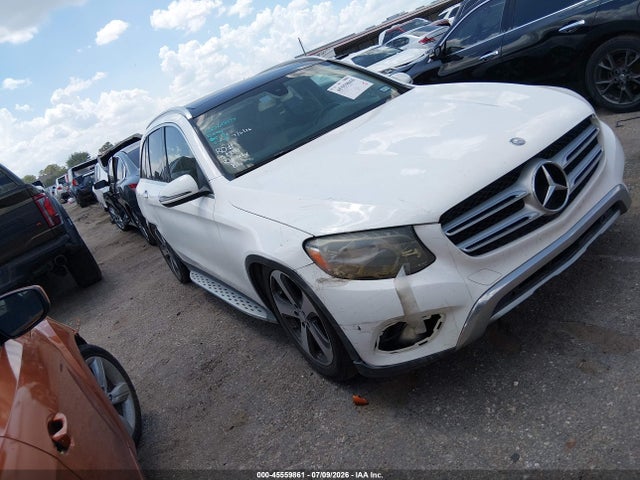 2016 MERCEDES-BENZ GLC 300 