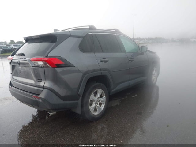 2021 TOYOTA RAV4 XLE 4