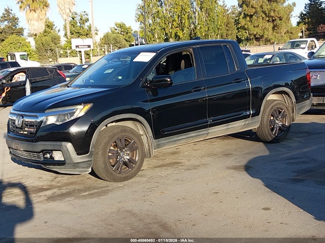 2017 Honda RIDGELINE SPORT photo 2