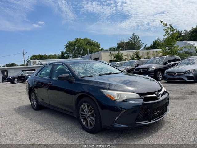 2017 TOYOTA CAMRY SE
