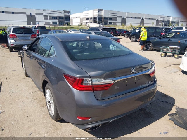 2016 Lexus ES 350 — миниатюра 3