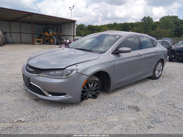 صورة 2 لـ 2015 Chrysler 200 LIMITED