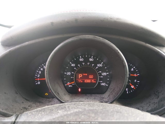 2015 KIA SOUL + 照片 7