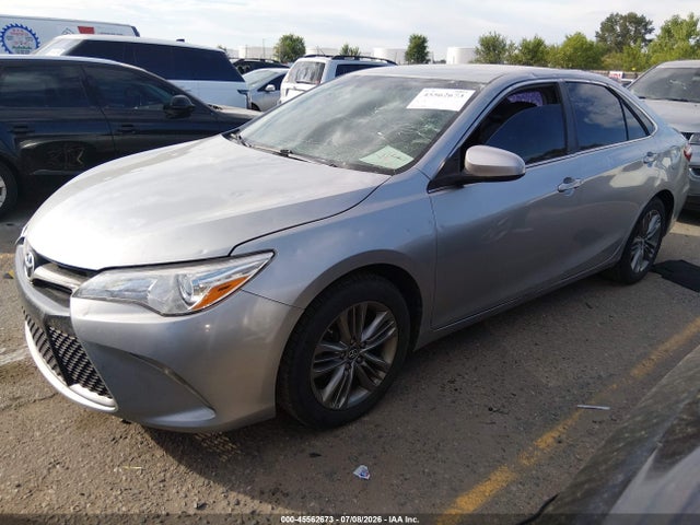 2016 Toyota CAMRY SE 照片 2