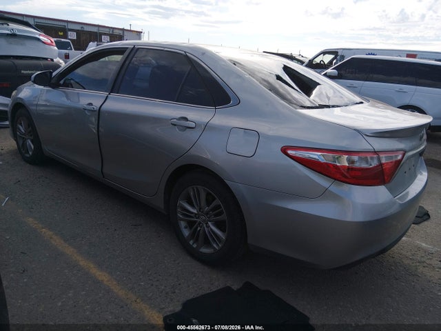 2016 Toyota CAMRY SE 照片 3