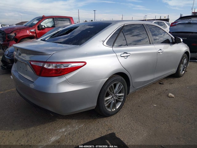 2016 Toyota CAMRY SE 照片 4