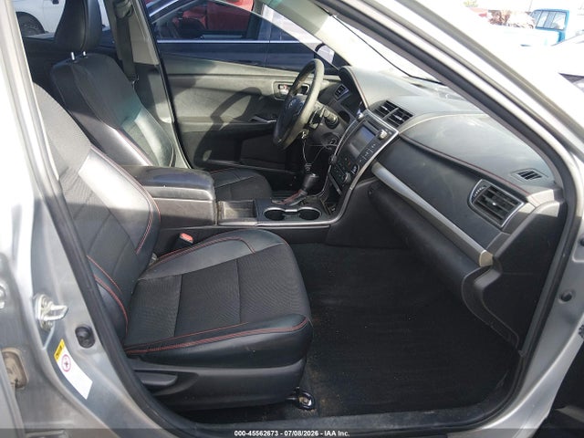 2016 Toyota CAMRY SE 照片 5