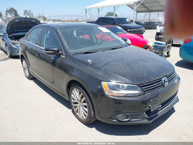 صورة 1 لـ 2013 Volkswagen JETTA 2.5L SEL