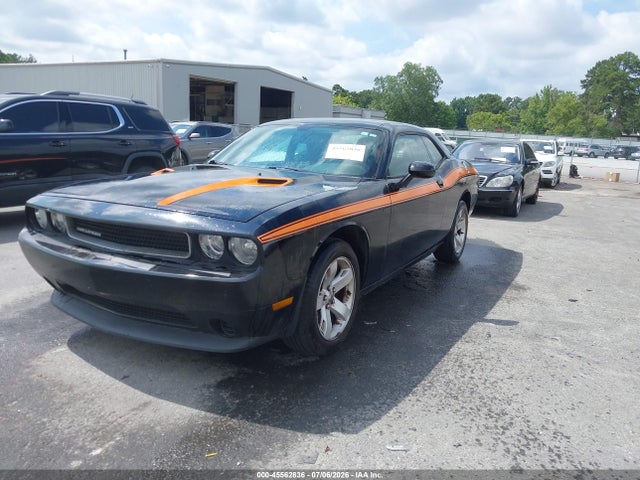 صورة 2 لـ 2013 Dodge CHALLENGER SXT
