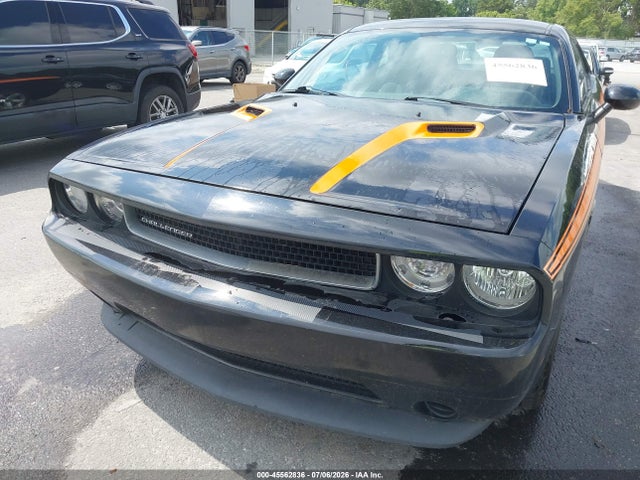صورة 6 لـ 2013 Dodge CHALLENGER SXT