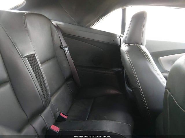 صورة 8 لـ 2014 Chevrolet CAMARO 2LT