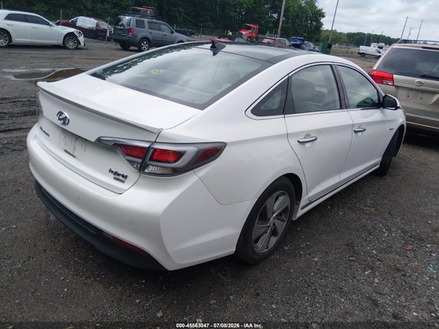 2016 Hyundai SONATA HYBRID LIMITED — фото 4