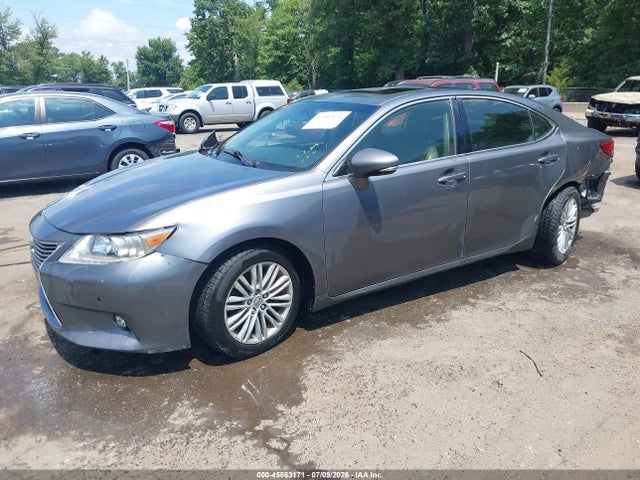 2015 Lexus ES 350 — фото 2