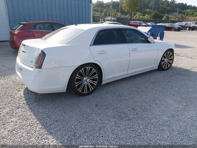 2013 Chrysler 300 300S 照片 4