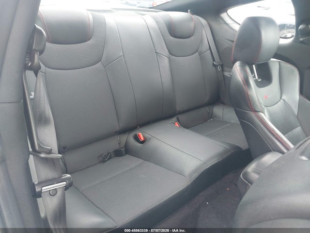 صورة مصغرة 8 لـ 2014 Hyundai GENESIS 2.0T R-SPEC