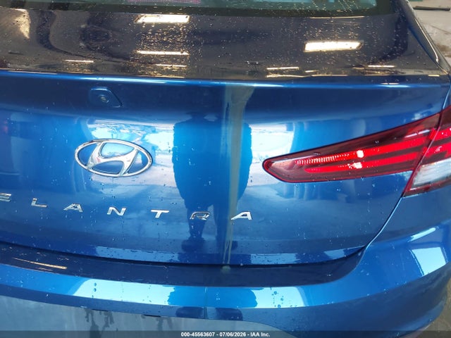 صورة 6 لـ 2020 Hyundai ELANTRA SE