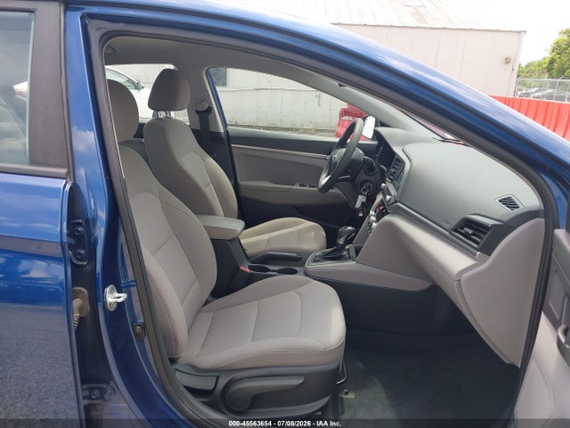 2020 Hyundai ELANTRA SE 照片 5