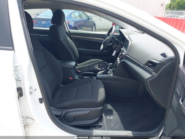 صورة 5 لـ 2020 Hyundai ELANTRA SE