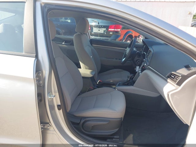 صورة 5 لـ 2020 Hyundai ELANTRA SE