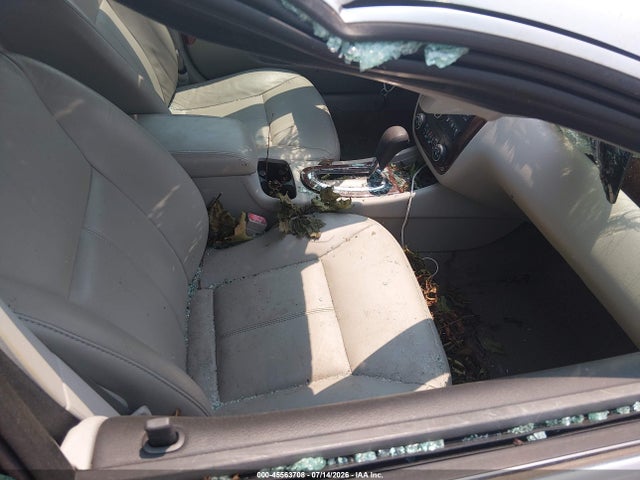 2011 Chevrolet IMPALA LT — фото 5