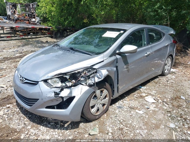 2016 Hyundai ELANTRA SE 照片 2