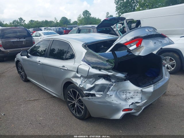 2018 Toyota CAMRY SE 照片 3
