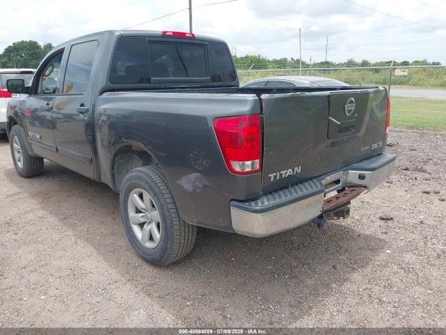 2010 Nissan TITAN SE — фото 3