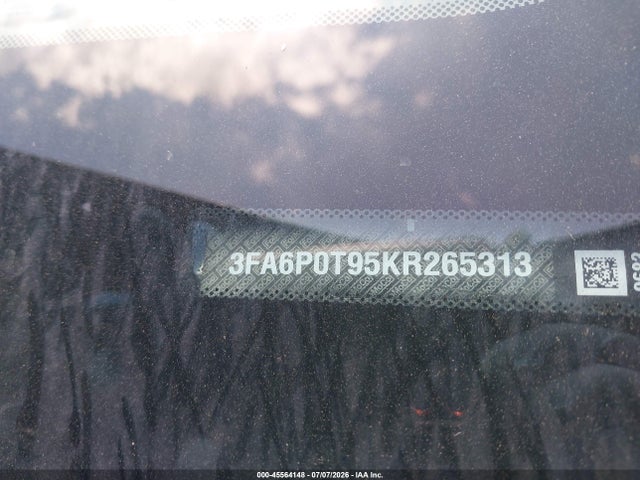 2019 FORD FUSION SE 9
