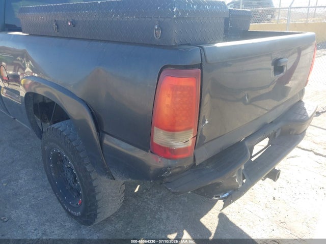 2005 Chevrolet SILVERADO 2500HD LT — миниатюра 17