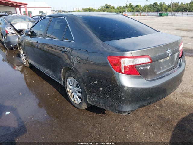 2014 Toyota CAMRY LE 照片 3