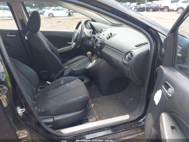 صورة 5 لـ 2013 Mazda MAZDA2 TOURING
