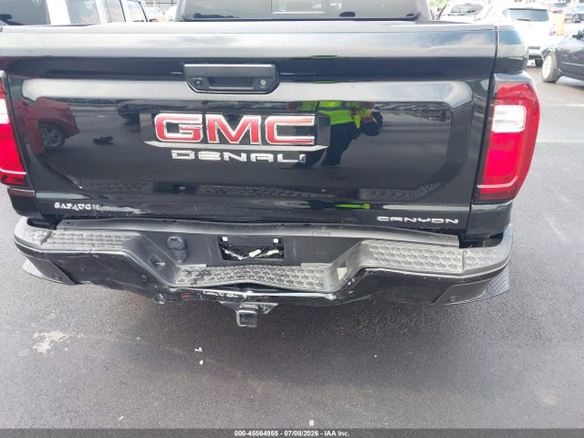 صورة 6 لـ 2024 GMC CANYON 4WD DENALI