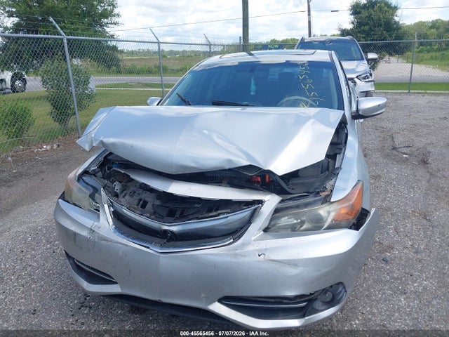 صورة 6 لـ 2013 Acura ILX HYBRID 1.5L