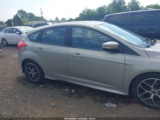 صورة مصغرة 13 لـ 2015 FORD FOCUS SE