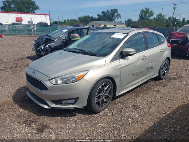 2015 FORD FOCUS SE 照片 2
