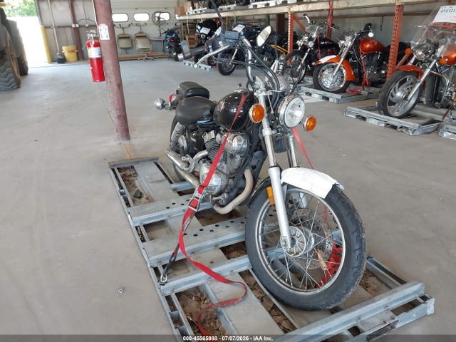 2005 YAMAHA XV 