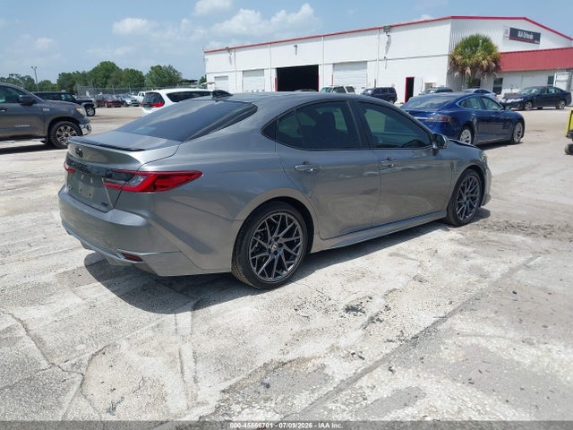 2025 Toyota CAMRY XSE photo 4