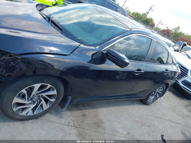 صورة مصغرة 15 لـ 2016 Honda CIVIC EX