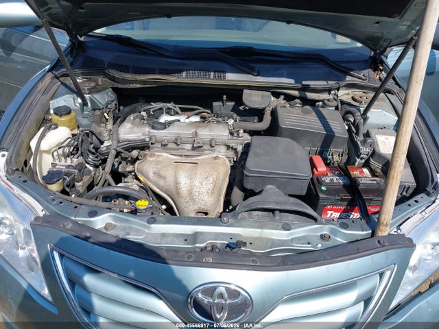 صورة 10 لـ 2010 Toyota CAMRY LE