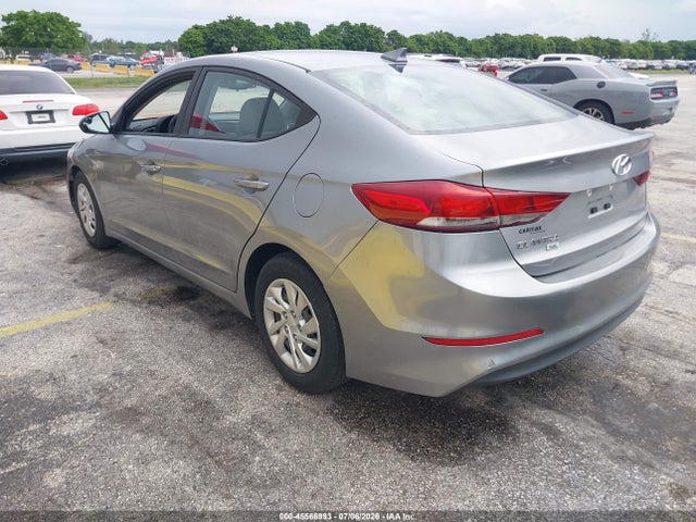 2017 Hyundai ELANTRA SE photo 3