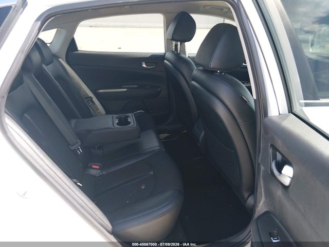 2019 KIA OPTIMA S 8