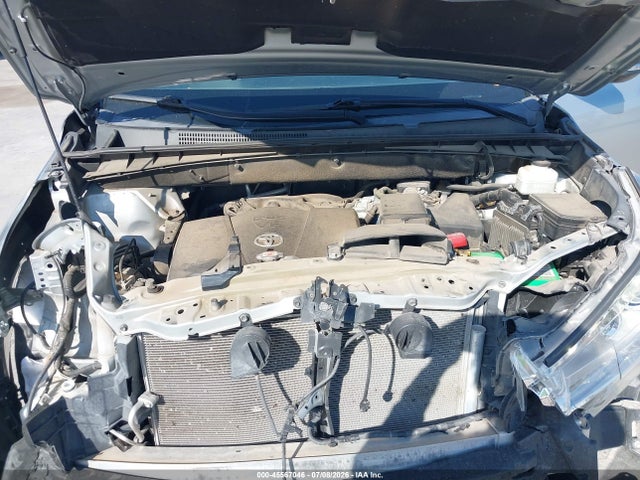 2019 TOYOTA HIGHLANDER XLE 10