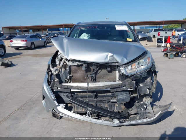 2019 TOYOTA HIGHLANDER XLE 13