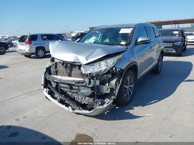2019 TOYOTA HIGHLANDER XLE 2