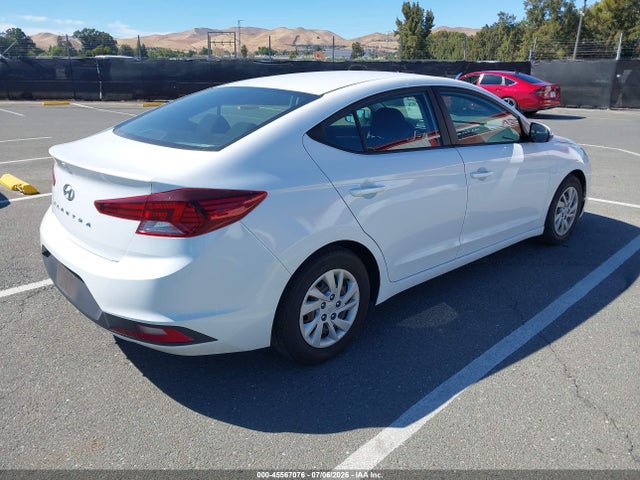 2020 Hyundai ELANTRA SE 照片 4