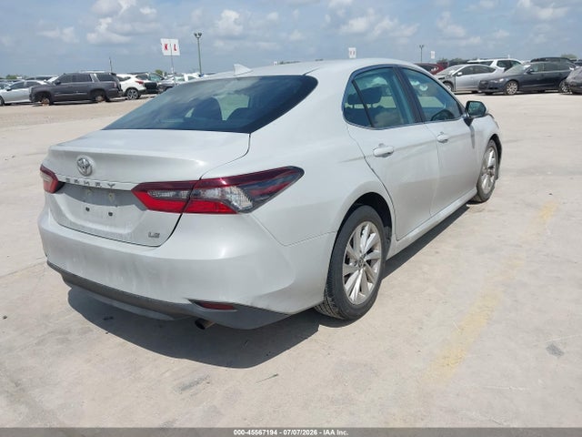 2023 TOYOTA CAMRY LE 4