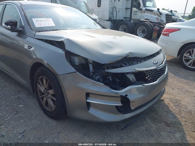 2018 KIA OPTIMA LX — фото 6